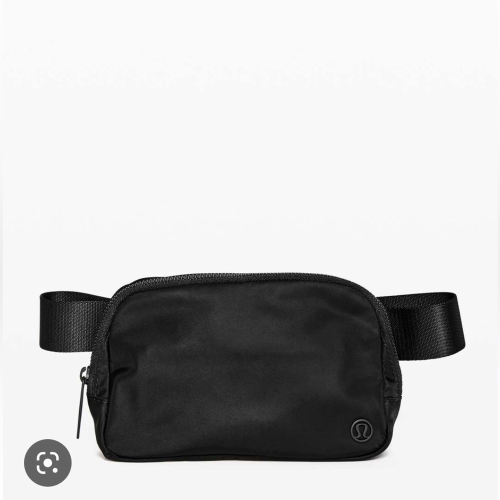 Lululemon belt bag